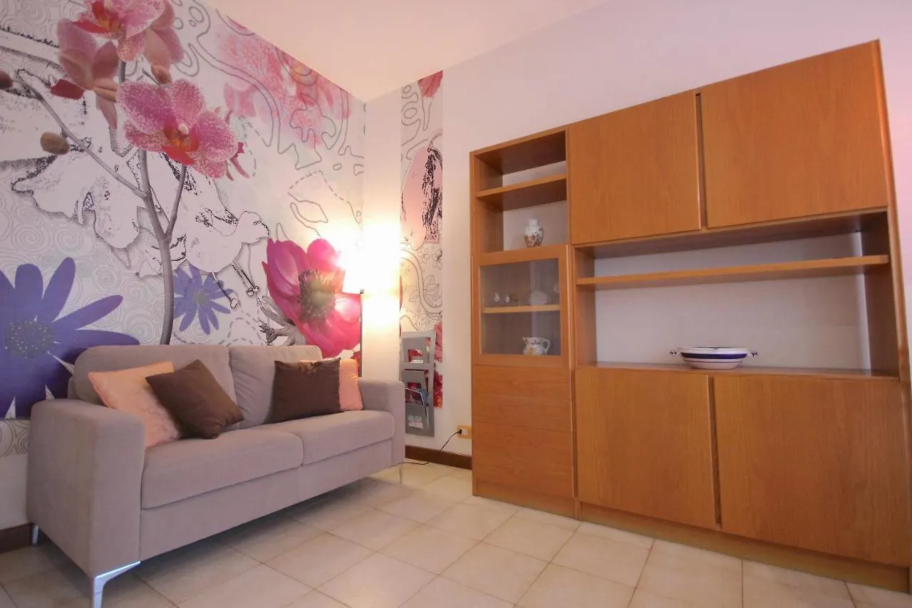 Case Vr Holiday Maison De Fleur Верона